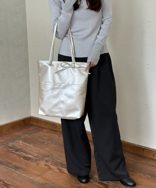 セール】【25SS/リニューアルして登場！】フェイクレザーリボン