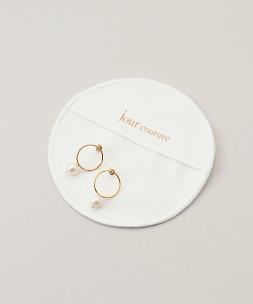 Spick & Span(スピックアンドスパン)の「jour couture / ジュール クチュール circle pierce(ピアス(両耳用)・レディース・ホワイト・FREE)」の6枚目の写真