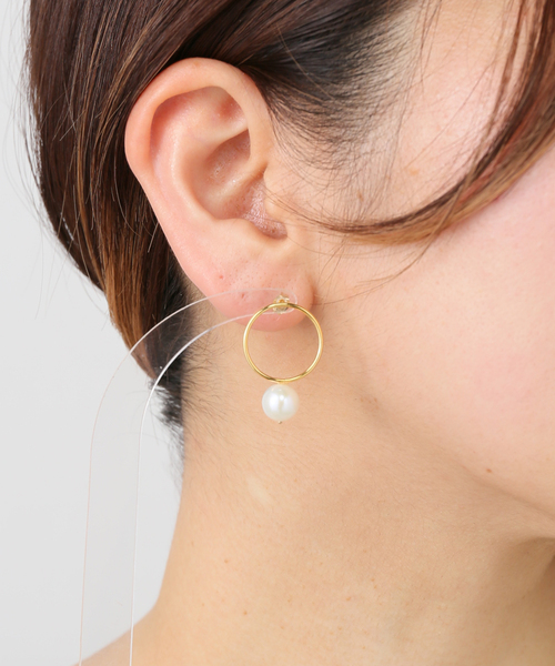 Spick & Span(スピックアンドスパン)の「jour couture / ジュール クチュール circle pierce(ピアス(両耳用)・レディース・ホワイト・FREE)」の7枚目の写真