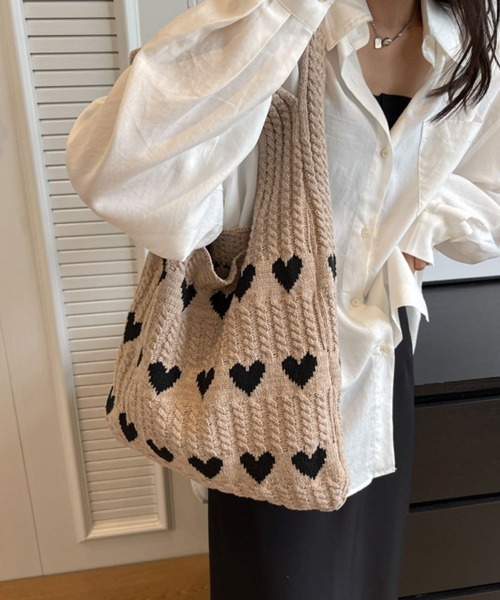 SallyLunn(サリーラン)の「ハート柄ショルダーバッグ(ショルダーバッグ・レディース・ブルー/グリーン/ホワイト/ベージュ・FREE)」の5枚目の写真