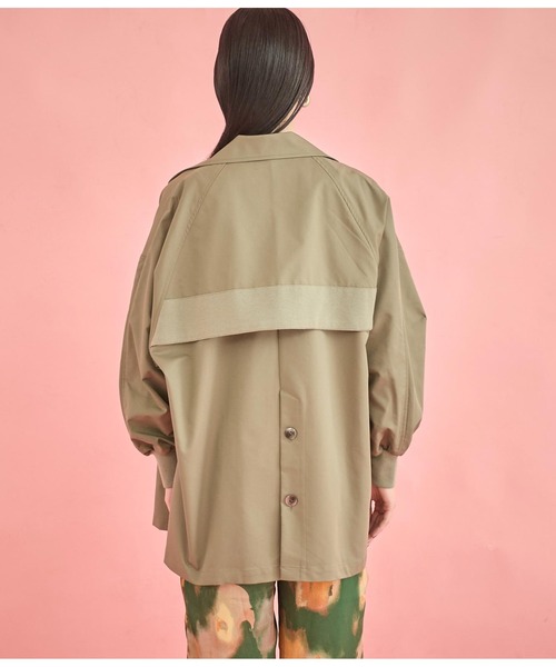 Settimissimo（セッティミッシモ）の「バックボタン リブ ヨーク ミドル トレンチコート（トレンチコート・レディース・アイボリー/カーキ・FREE）」の20枚目の写真