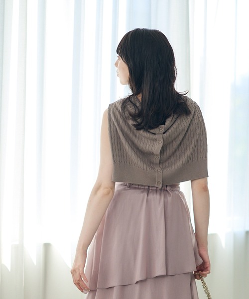 12Twelve Agenda（トゥエルブ　アジェンダ）の「ツイストケーブルニットカーディガン（カーディガン/ボレロ・レディース・レッド/ブラウン/オフホワイト/ブルーグリーン/ピンク/グレー・M）」の12枚目の写真