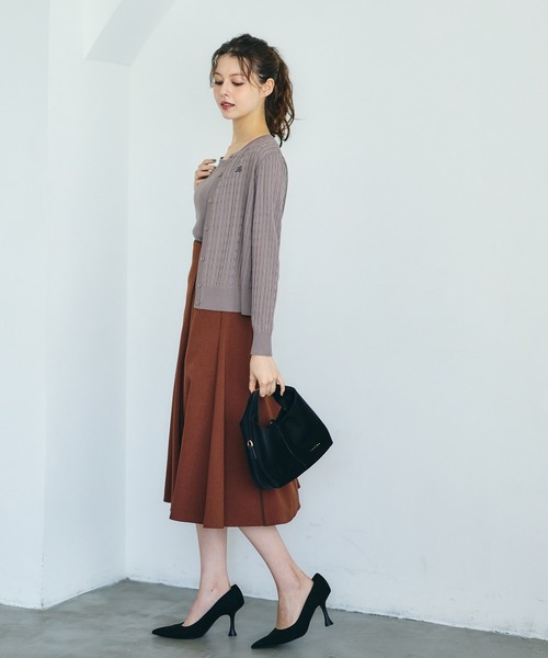 12Twelve Agenda（トゥエルブ　アジェンダ）の「ツイストケーブルニットカーディガン（カーディガン/ボレロ・レディース・レッド/ブラウン/オフホワイト/ブルーグリーン/ピンク/グレー・M）」の20枚目の写真