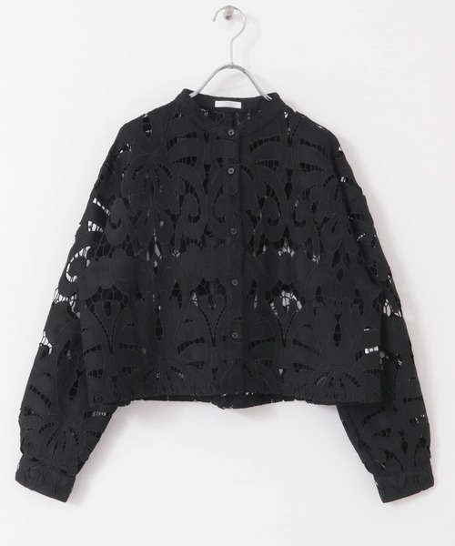 ITEMS URBANRESEARCH（アイテムズ アーバンリサーチ）の「レースクロップドシャツ（シャツ/ブラウス・レディース・ホワイト/ブラック・FREE）」の17枚目の写真