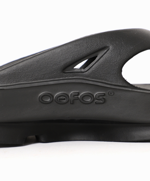 OOFOS(ウーフォス)の「《追加》OOFOS/ウーフォス Ooriginal(サンダル・レディース・ベージュ/アイボリー/ブラック・22cm/25cm/24cm/23cm)」の11枚目の写真