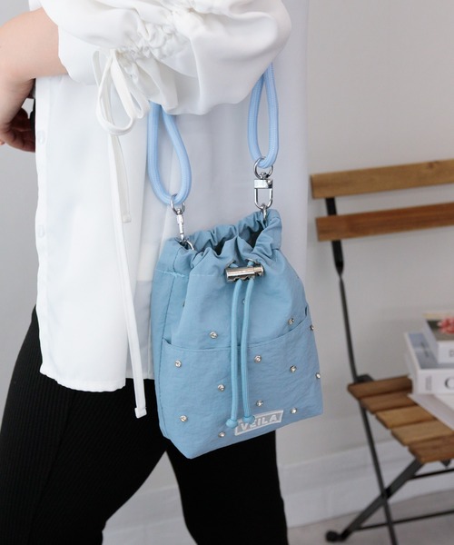 pumpkin port（パンプキンポート）の「ビジュー付き ミニサコッシュ ショルダーバッグ（ショルダーバッグ・レディース・ピンク/イエロー/ベージュ/ブラック/グレー/ブルー/ブラウン/ホワイト×ブラック/ブラック×ゴールド・FREE）」の7枚目の写真