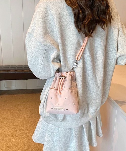 pumpkin port（パンプキンポート）の「ビジュー付き ミニサコッシュ ショルダーバッグ（ショルダーバッグ・レディース・ピンク/イエロー/ベージュ/ブラック/グレー/ブルー/ブラウン/ホワイト×ブラック/ブラック×ゴールド・FREE）」の18枚目の写真