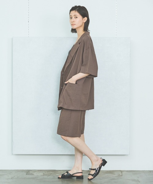 LAKOLE（ラコレ）の「【セットアップ対応・多機能付き】ハーフスリーブシアーWジャケット / 327796（テーラードジャケット・レディース・アイボリー/グレイッシュベージュ/チャコールグレー/オリーブ/ブラウン・FREE）」の7枚目の写真