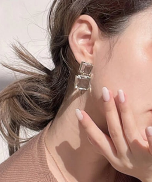 セール】スクエアクリスタルピアス（ピアス（両耳用