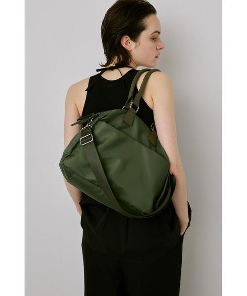 un/neu（アンノイ）の「２WAYアウトポケットナイロンボストンバッグ / 11inch（タブレット、iPad）対応 / 撥水機能付き（ボストンバッグ・レディース・カーキ/ブラウン/ブラック・FREE）」の17枚目の写真