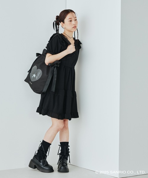 sanrio(サンリオ)の「【WEB限定商品】【当店限定】Sanrio characters(サンリオキャラクターズ) リボン巾着トートバッグ A4対応 / クロミ KU-461(トートバッグ・レディース・ブラック・FREE)」の2枚目の写真