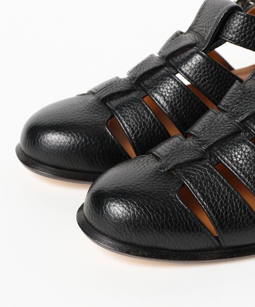 BRILLA per il gusto（ブリッラペルイルグースト）の「【別注】POLPETTA / シュリンクレザー グルカサンダル（サンダル・メンズ・ブラック・40.5/39/42.5/41.5/41/38.5）」の2枚目の写真