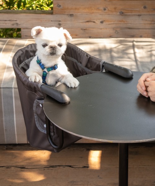 EMOOR（エムール）の「テーブルにつける 愛犬用ベッド 「わんぽっけ」/Mサイズ（ペット用クッション/マット・レディース・ライトグレー/ブラウン・FREE）」の8枚目の写真