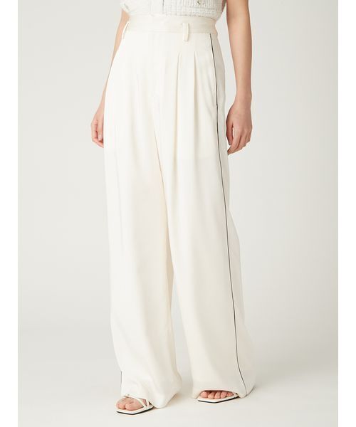 FRAY I.D（フレイアイディー）の「サイドラインサテンワイドパンツ（その他パンツ・レディース・アイボリー/ネイビー/イエロー・1/0）」の15枚目の写真