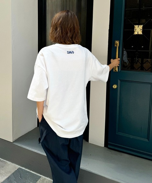 CANAL JEAN（キャナルジーン）の「1975 TOKYO　SIS半袖Tシャツ（Tシャツ/カットソー・レディース・ホワイト/ブラック/ミックスグレー・LARGE/MEDIUM）」の16枚目の写真