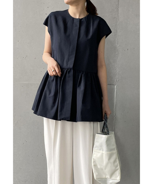 1er Arrondissement（プルミエアロンディスモン）の「コットンナイロンタフタペプラムジレ（その他アウター・レディース・ブルー系その他3/ベージュ・36/38）」の2枚目の写真