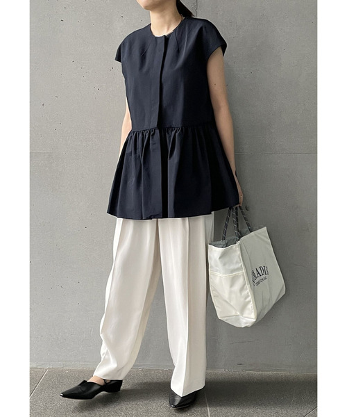 1er Arrondissement（プルミエアロンディスモン）の「コットンナイロンタフタペプラムジレ（その他アウター・レディース・ブルー系その他3/ベージュ・36/38）」の15枚目の写真