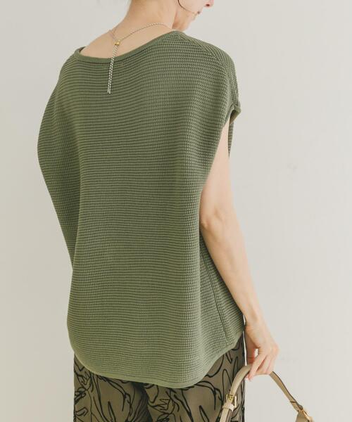 ITEMS URBANRESEARCH（アイテムズ アーバンリサーチ）の「ワッフルフレンチニット（ニット/セーター・レディース・ホワイト/チャコールグレー/グリーン・FREE）」の13枚目の写真