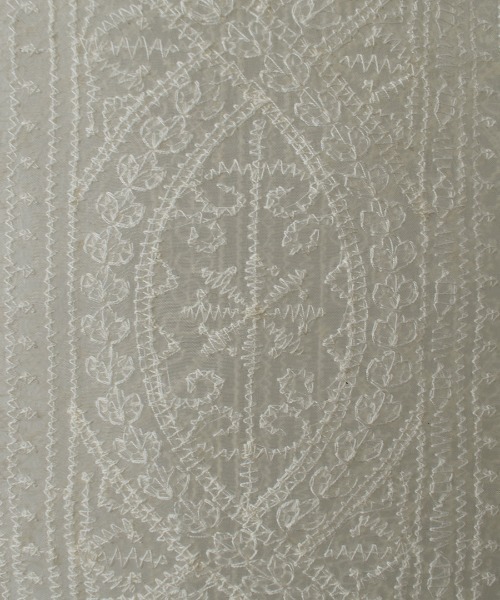 Reurie'(レウリィ)の「シアーレースワイドパンツ/ロング丈 シースルー 花柄 総柄 コットンレース ガーリー 大人カジュアル(スラックス・レディース・アイボリー/ブラック・FREE)」の11枚目の写真