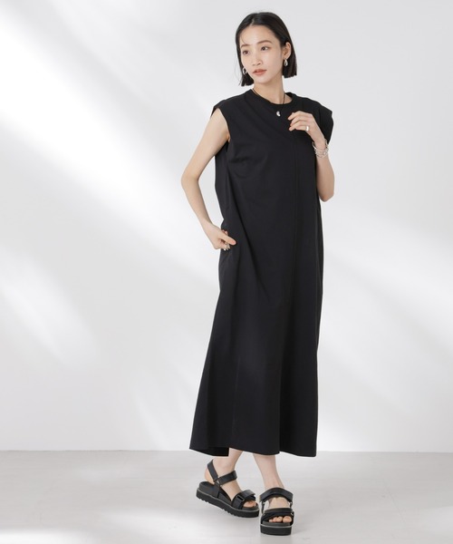 FancyHospitalカットワンピース セール】STORATECH 機能素材タックスリーブカットワンピース