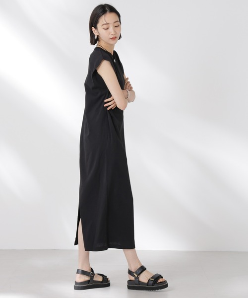 NANO universe（ナノユニバース）の「STORATECH 機能素材タックスリーブカットワンピース（ワンピース・レディース・ブラック/ピンク/ベージュ・FREE）」の9枚目の写真