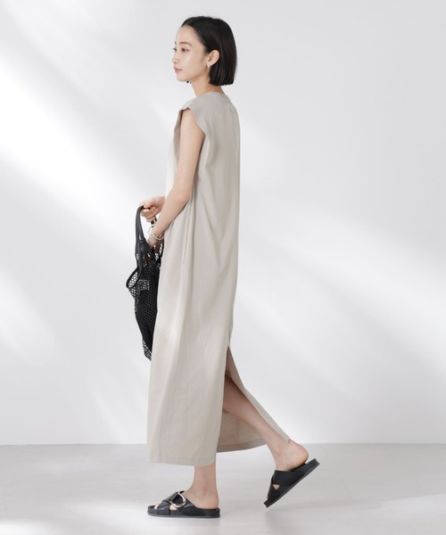 NANO universe（ナノユニバース）の「STORATECH 機能素材タックスリーブカットワンピース（ワンピース・レディース・ブラック/ピンク/ベージュ・FREE）」の22枚目の写真