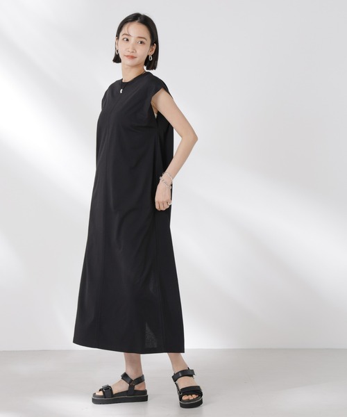 NANO universe（ナノユニバース）の「STORATECH 機能素材タックスリーブカットワンピース（ワンピース・レディース・ブラック/ピンク/ベージュ・FREE）」の7枚目の写真