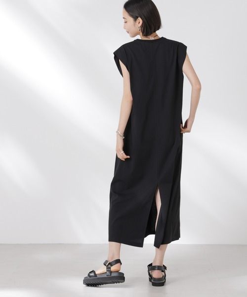 NANO universe（ナノユニバース）の「STORATECH 機能素材タックスリーブカットワンピース（ワンピース・レディース・ブラック/ピンク/ベージュ・FREE）」の8枚目の写真