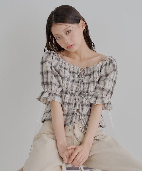 Chico（チコ）の「ギャザーデザインチェックブラウス（シャツ