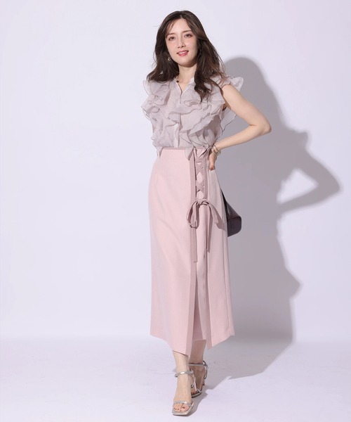 Apuweiser-riche(アプワイザーリッシェ)の「フリルショートブラウス(シャツ/ブラウス・レディース・ピンクベージュ・1/2)」の9枚目の写真