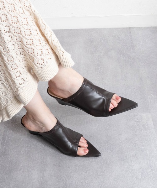 Fabby fabby(ファビィーファビィー)の「ストレッチロングノーズトゥヒールサンダル(サンダル・レディース・ブラック/ブラウン/シルバー・SMALL/MEDIUM/LARGE)」の16枚目の写真