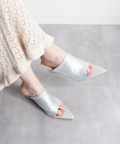 Fabby fabby(ファビィーファビィー)の「ストレッチロングノーズトゥヒールサンダル(サンダル・レディース・ブラック/ブラウン/シルバー・SMALL/MEDIUM/LARGE)」の17枚目の写真