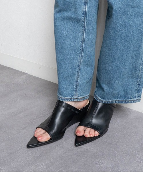 Fabby fabby(ファビィーファビィー)の「ストレッチロングノーズトゥヒールサンダル(サンダル・レディース・ブラック/ブラウン/シルバー・SMALL/MEDIUM/LARGE)」の18枚目の写真