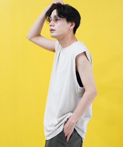 En serio TOKYO（エンソリオトーキョー）の「ピグメントノースリーブカットソー（Tシャツ/カットソー・メンズ・オフホワイト/グレー/ブラック/ベージュ・MEDIUM/LARGE/X-LARGE）」の5枚目の写真