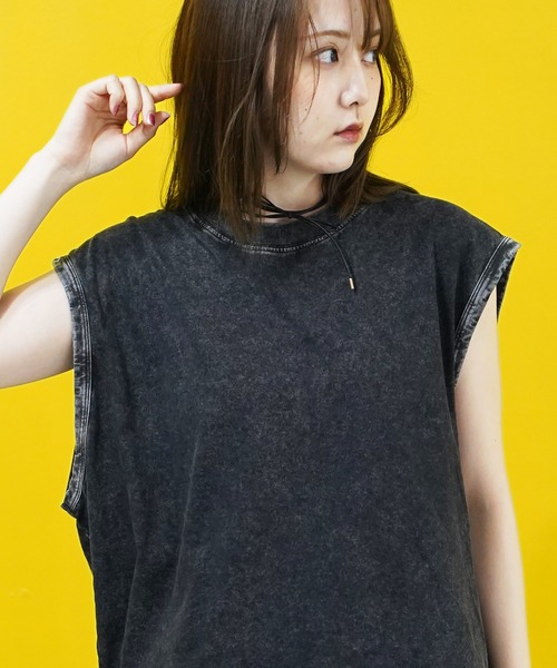 En serio TOKYO（エンソリオトーキョー）の「ピグメントノースリーブカットソー（Tシャツ/カットソー・メンズ・オフホワイト/グレー/ブラック/ベージュ・MEDIUM/LARGE/X-LARGE）」の7枚目の写真