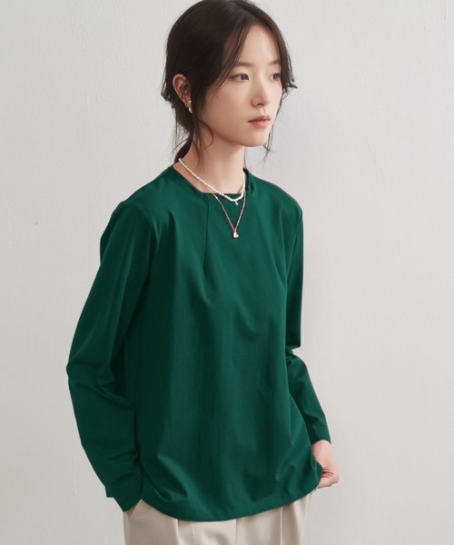On One's Own(オンワンズオン)の「On One's Own 二重衿風ラウンドカラーデザインダーツ長袖Tシャツ(Tシャツ/カットソー・レディース・ブラック/ブルーグリーン/ワイン/ネイビー・M/L)」の3枚目の写真