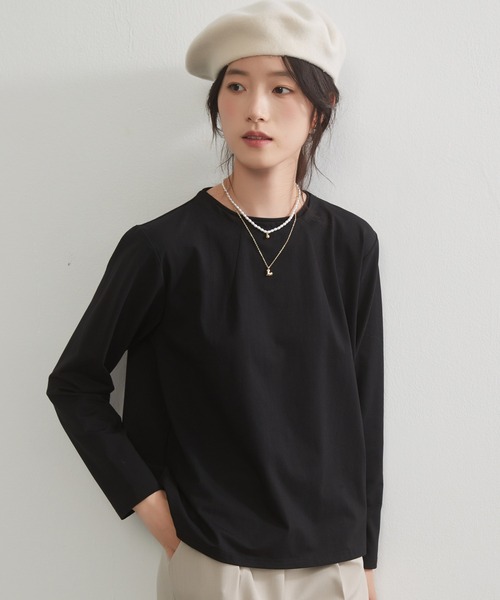 On One's Own(オンワンズオン)の「On One's Own 二重衿風ラウンドカラーデザインダーツ長袖Tシャツ(Tシャツ/カットソー・レディース・ブラック/ブルーグリーン/ワイン/ネイビー・M/L)」の5枚目の写真