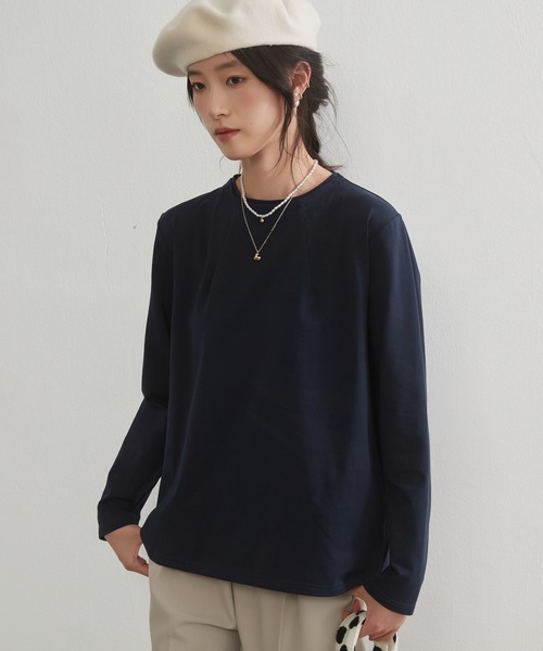 On One's Own(オンワンズオン)の「On One's Own 二重衿風ラウンドカラーデザインダーツ長袖Tシャツ(Tシャツ/カットソー・レディース・ブラック/ブルーグリーン/ワイン/ネイビー・M/L)」の15枚目の写真