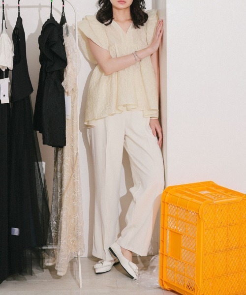 DONOBAN（ドノバン）の「【ANDRESD】sheer jacquard peplum tops パーティー 結婚式 お呼ばれ 同窓会（Tシャツ/カットソー・レディース・オフホワイト/グレー/ブラック/ピンク・M）」の5枚目の写真