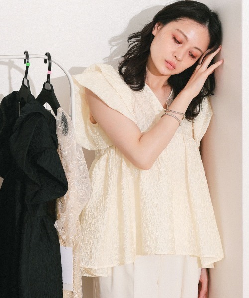 DONOBAN（ドノバン）の「【ANDRESD】sheer jacquard peplum tops パーティー 結婚式 お呼ばれ 同窓会（Tシャツ/カットソー・レディース・オフホワイト/グレー/ブラック/ピンク・M）」の8枚目の写真