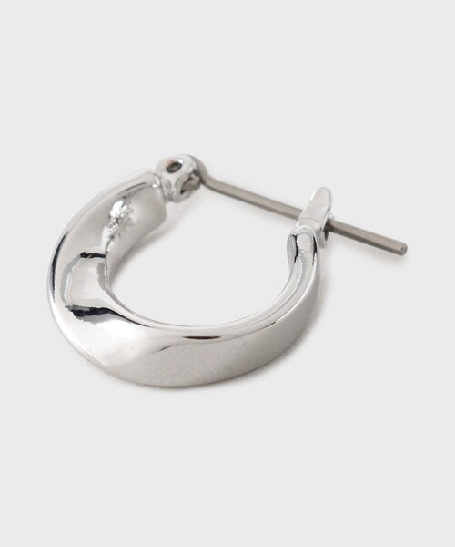 tk.TAKEO KIKUCHI（ティーケータケオキクチ）の「アソートフープピアス【片耳用】（ピアス（両耳用）・メンズ・ブラック系/シルバー/ブラック系1/シルバー系1/ブラック系2/シルバー系2・00）」の5枚目の写真