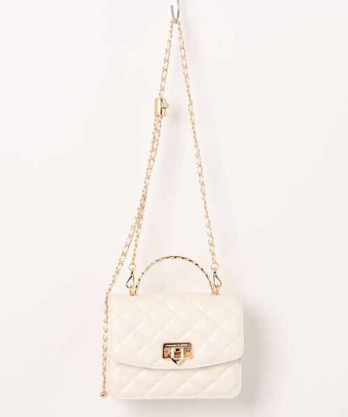 CHARLES&KEITH◆Cressida プッシュロック トップハンドルバッグ Cressida クレシダ キルトプッシュロックトップハンドルバッグ