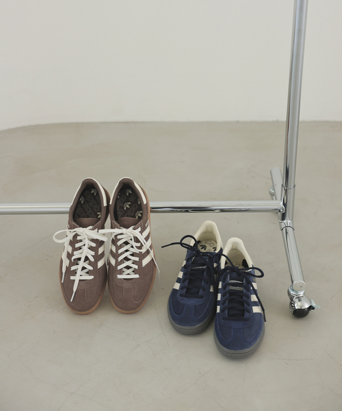 アディダス Handball Spezial IF6490 新品同様　25.0 adidas スニーカー HANDBALL SPEZIAL W IF6490 レディース
