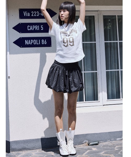 PLACE STUDIO(プレイススタジオ)の「A'GEM/9 × .kom 『PLACE STUDIO/プレイススタジオ』 Vintage Graphic Fit Semi-Round Cropped Short-Sleeved T-Shirt/セミラウンド クロップ半袖Tシャツ(Tシャツ/カットソー・レディース・ホワイト/ブラック・FREE)」の11枚目の写真