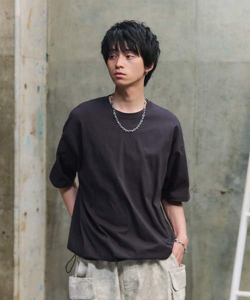ILL'S(イルズ)の「プレーティング 吸水速乾 機能素材 裾ドローコード Tシャツ カットソー ユニセックス(Tシャツ/カットソー・メンズ・グレー/チャコールグレー/ブラック/ホワイト・M/L)」の4枚目の写真