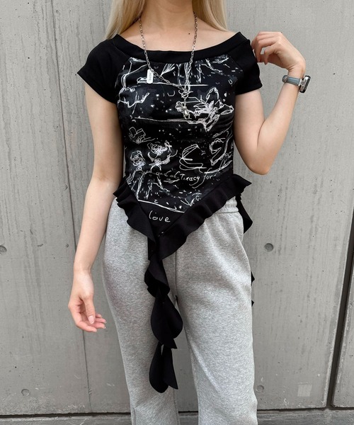 SHEPP(シープ)の「2wayオフショル フロントプリント フリルTシャツ(Tシャツ/カットソー・レディース・ホワイト/ブラック・F)」の10枚目の写真