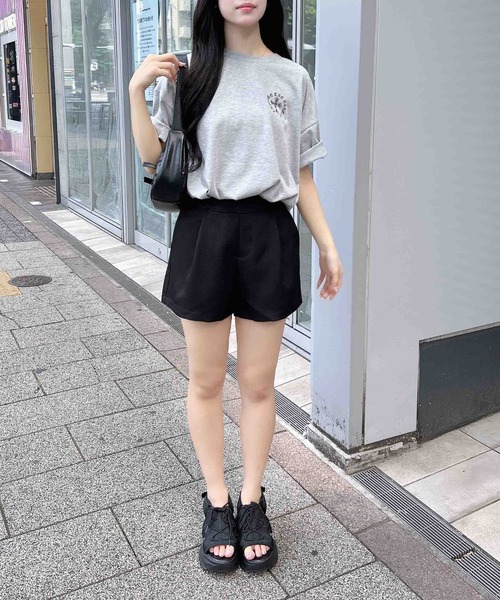 INGNI（イング）の「バックラインストーンクロスロゴチュニックTシャツ（Tシャツ/カットソー・レディース・ブラック/グレー/オフホワイト・M）」の19枚目の写真