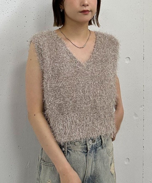 archives（アルシーヴ）の「ラメフェザーニットベスト（ベスト・レディース・ブラック/アイボリー/ベージュ/グレー・MEDIUM）」の12枚目の写真