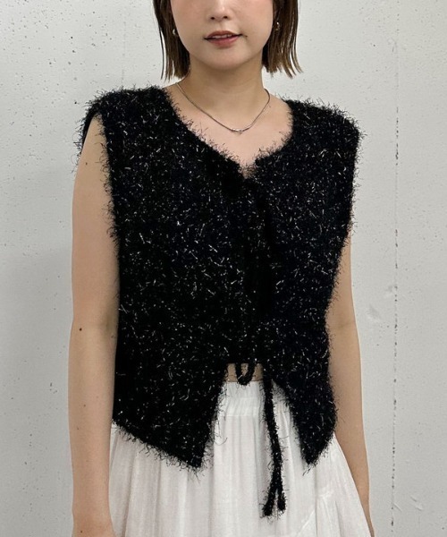 archives（アルシーヴ）の「ラメフェザーニットベスト（ベスト・レディース・ブラック/アイボリー/ベージュ/グレー・MEDIUM）」の9枚目の写真