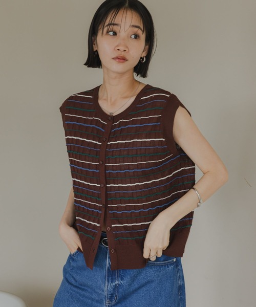 LOWRYS FARM(ローリーズファーム)の「ボーダーメローニットノースリーブ 574819(Tシャツ/カットソー・レディース・ブラック/ブラウン/アイボリー・FREE)」の3枚目の写真